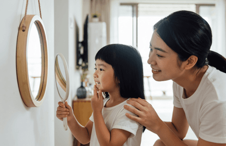 太早換牙是骨齡超前嗎？黃世綱醫師詳解 5、6 歲掉乳牙的兒童內分泌科觀點